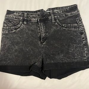 Hi rise Jean shorts
